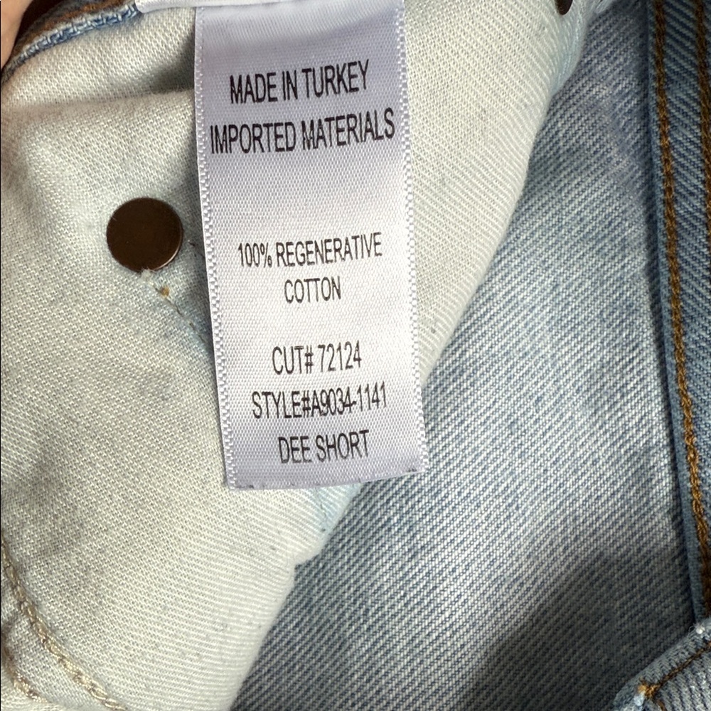 Agolde Women's Frayed Hem Jean Shorts - Light Blue - Picture 4 of 4